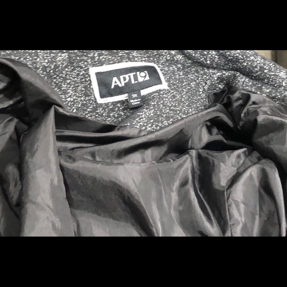 Jacket - Picture 5 of 8